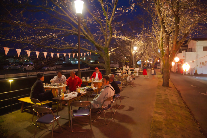 西都 桜川遊歩道